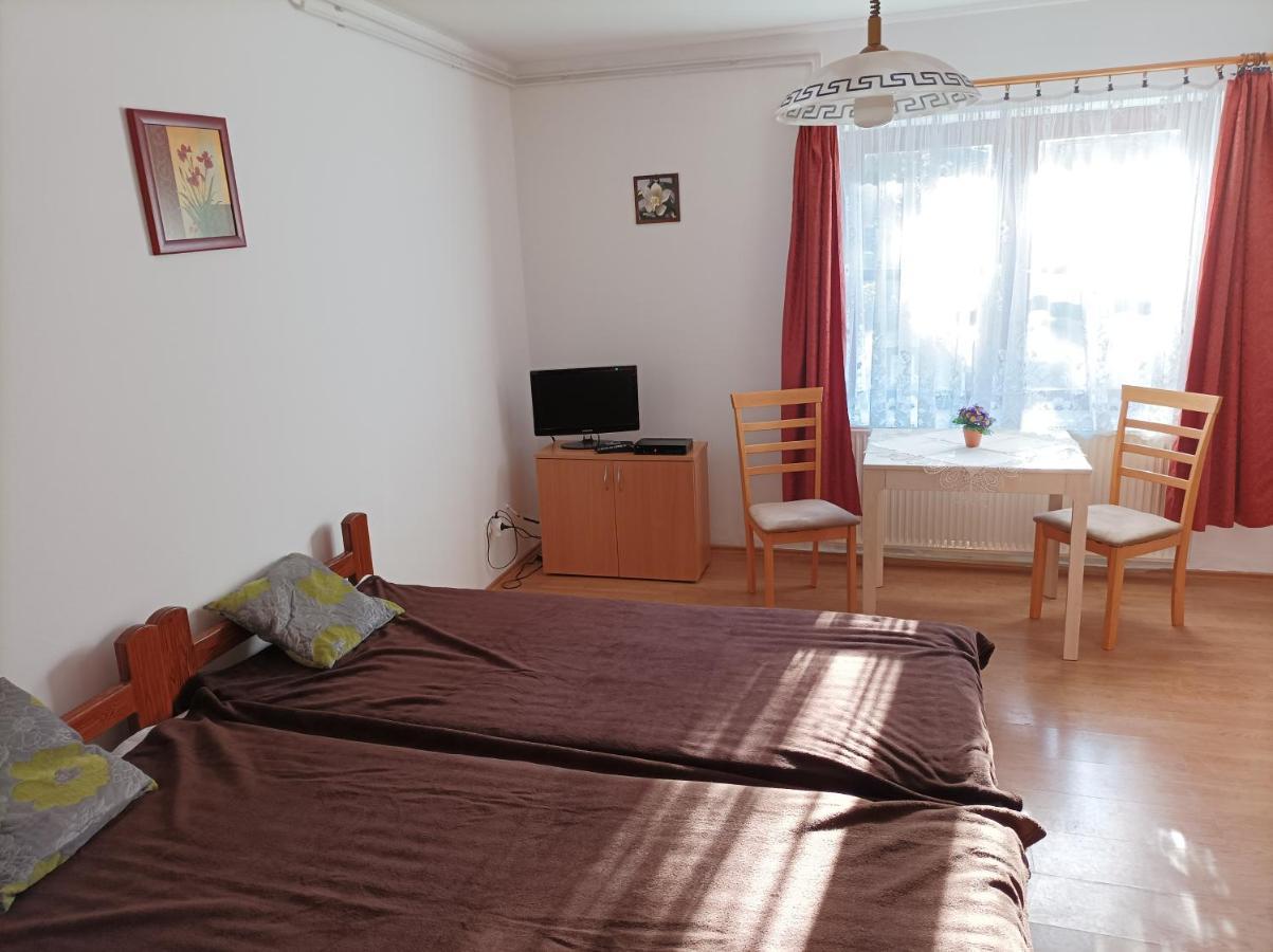 Kemences Vendeghaz Otel Mikohaza Dış mekan fotoğraf