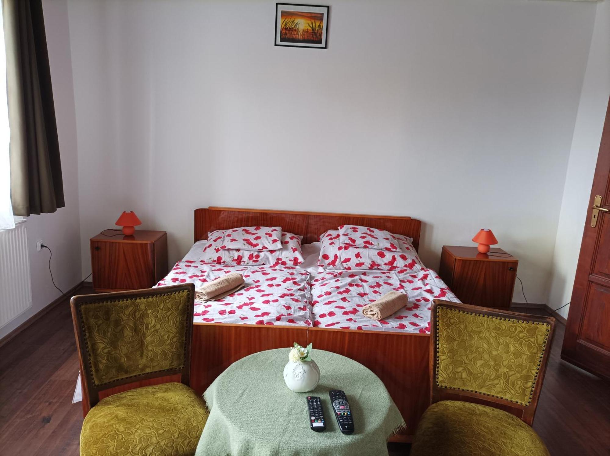 Kemences Vendeghaz Otel Mikohaza Dış mekan fotoğraf