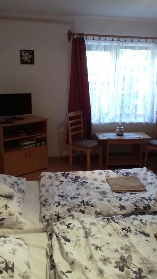 Kemences Vendeghaz Otel Mikohaza Dış mekan fotoğraf
